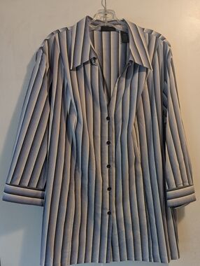 Apostrophe Vertical Striped Button-Down Shirt - Blue & White